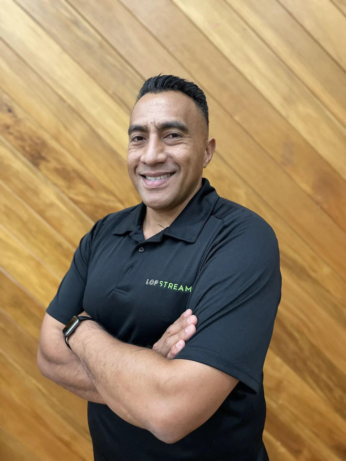 Leni — founder of Lopstream — behind the iPhone-only multi-camera rig at an Auckland event